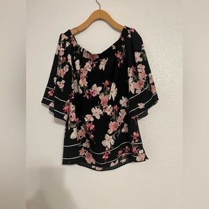 White House black market kimono style top